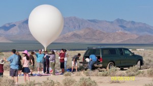 Filling the high-altitude balloon using the mass flow meter