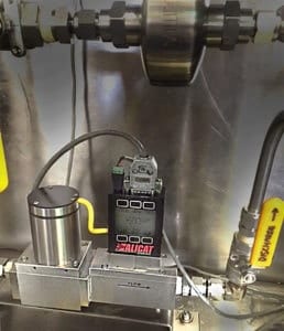 艾里卡特压差质量流量控制器安装在水处理厂，以防止因液体进入而发生故障。