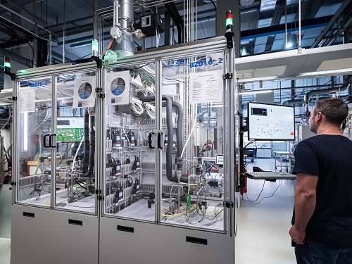 Alicat instruments in fuel cell test stands at ZBT lab
