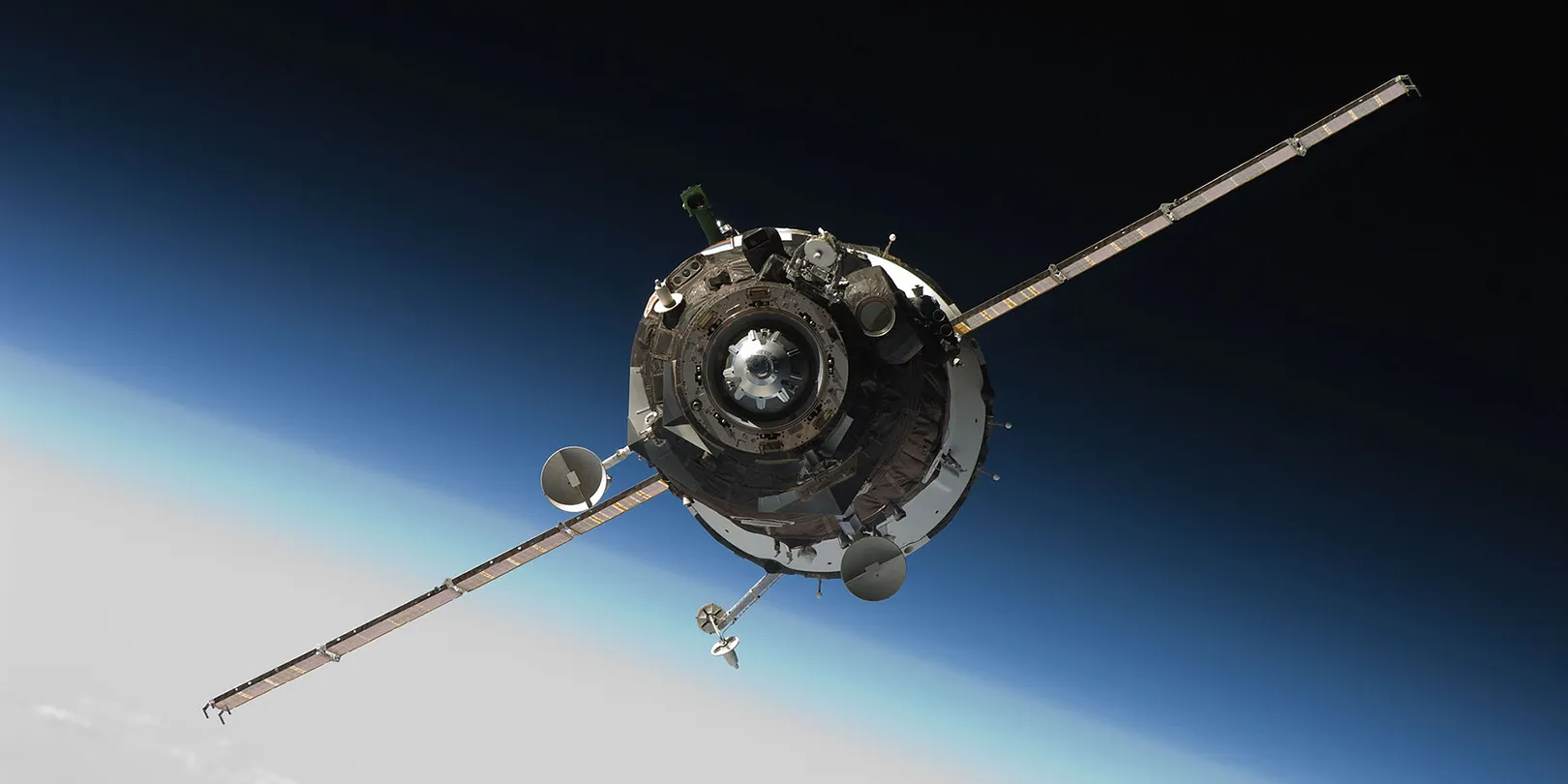 Foto der Sojus bei der Annäherung an die ISS
